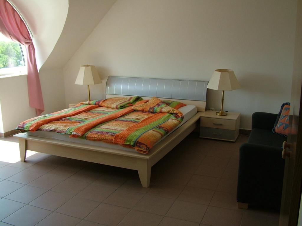 Zoldhaz Bio Panzio Hotel Gyenesdiás Habitación foto